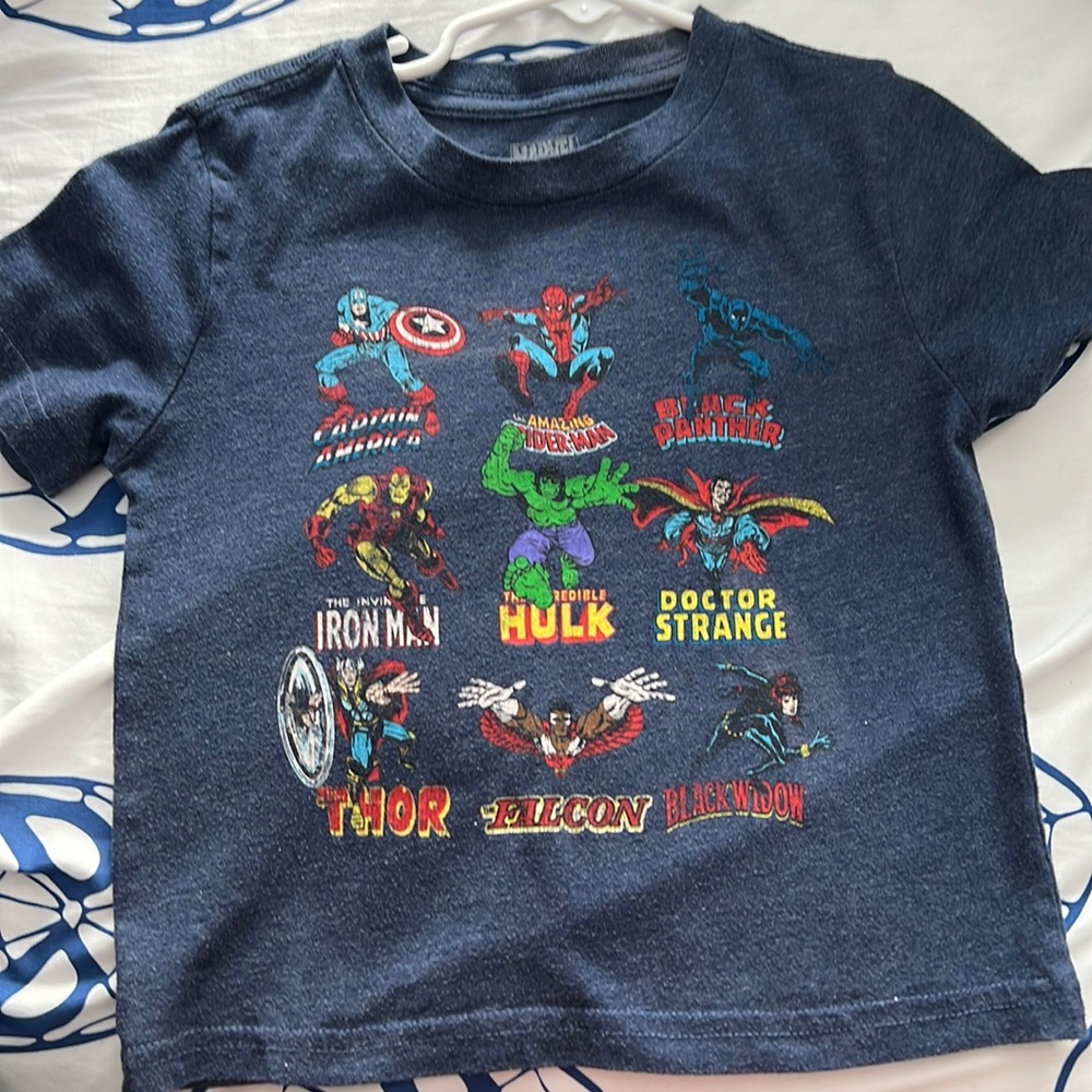 Marvel 3T t shirt